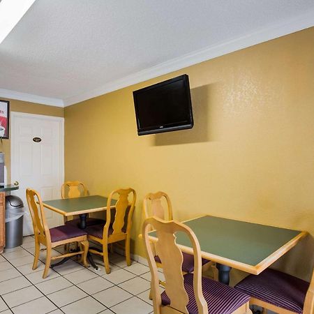 Econo Lodge Historic Area Williamsburg Exterior foto